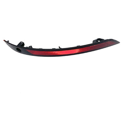 İyi bir fiyat. 31656587 Otomobil Aksesuarları Işıklandırma Sistemleri Tampon Yansıtıcı Panel Yansıtıcı Plak Volvo V60 için çevrimiçi